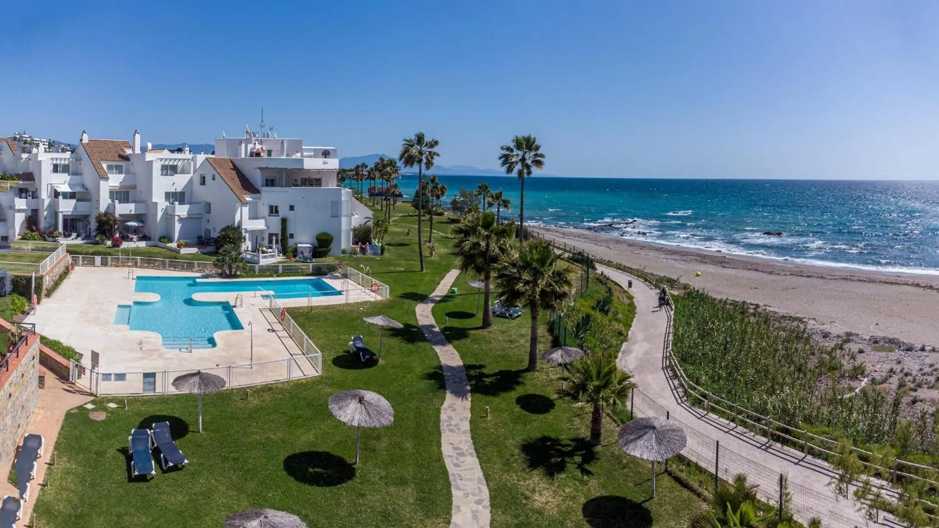 شقة Apartamento Duplex En Primera Linea De Playa كاساريس إسبانيا